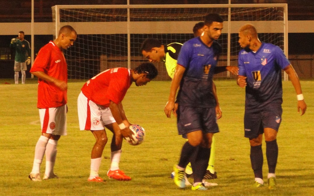 Valente, São João da Barra resiste mas no final America vence