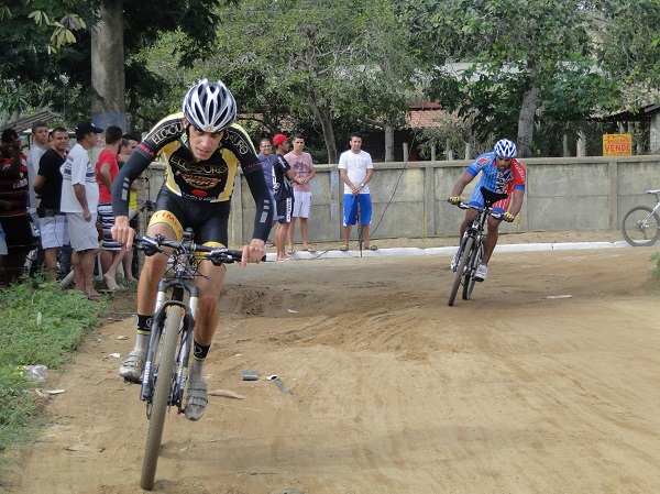 Competição de Mountain Bike nos festejos de São Pedro