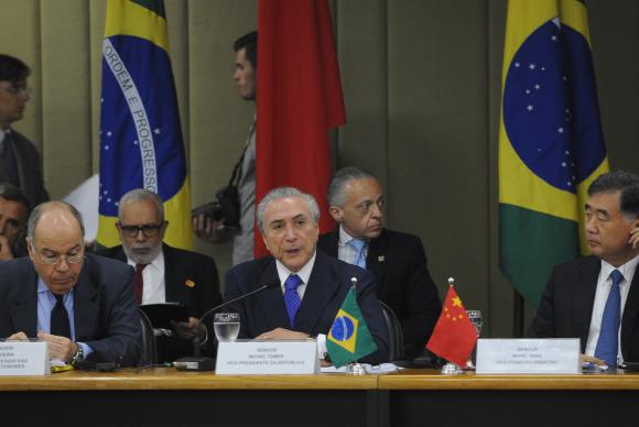 Brasil e China vão criar fundo de cooperação produtiva de US$ 20 bilhões