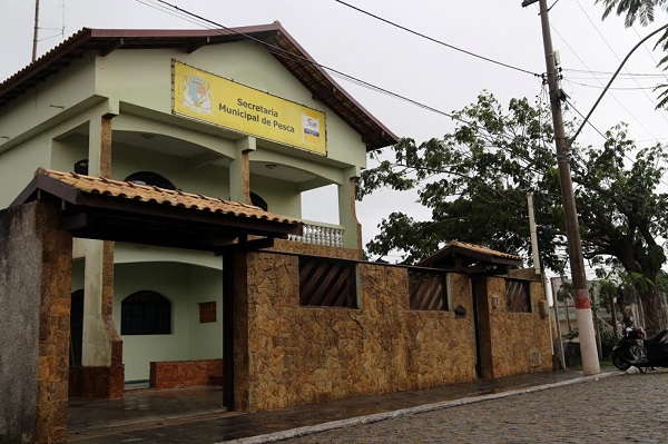 Cursos de Almoxarife e Auxiliar de Logística