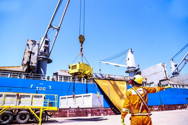 Porto do Açu conclui 1º operação de bauxita‏