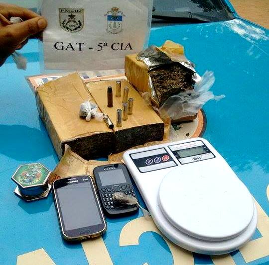 Quatro detidos com drogas e munições em Atafona