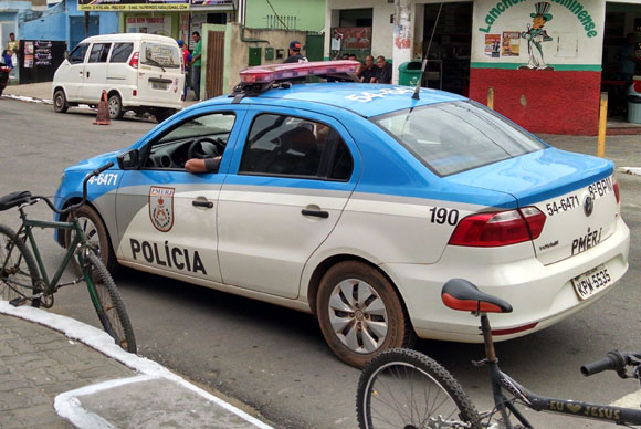 Cliente é assaltado dentro de gráfica no Centro de SJB