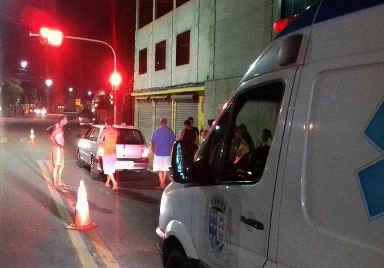 Jovem ferido em acidente no Centro de SJB