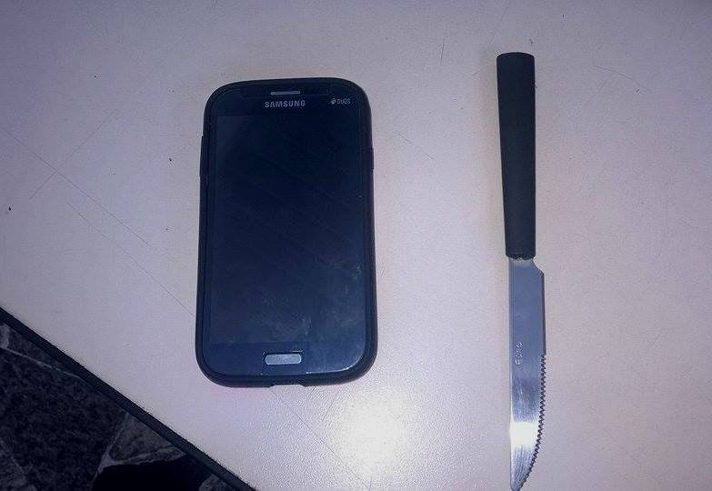 Homem assalta jovem com uma faca e é detido em Grussaí