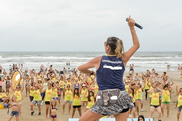 Aulão de axé, funk e aeroboxe neste domingo em Grussaí‏