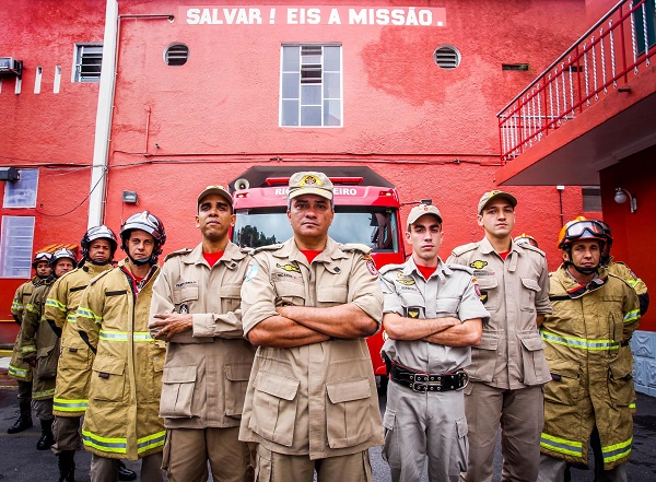 Bombeiros do Rio de Janeiro ganham prêmio de melhor atuação do mundo