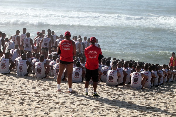 Curso de guarda-vidas do Rio de Janeiro é referência nacional