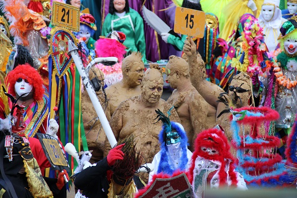 Pesquisa indica que menos municípios apoiarão o carnaval de 2016