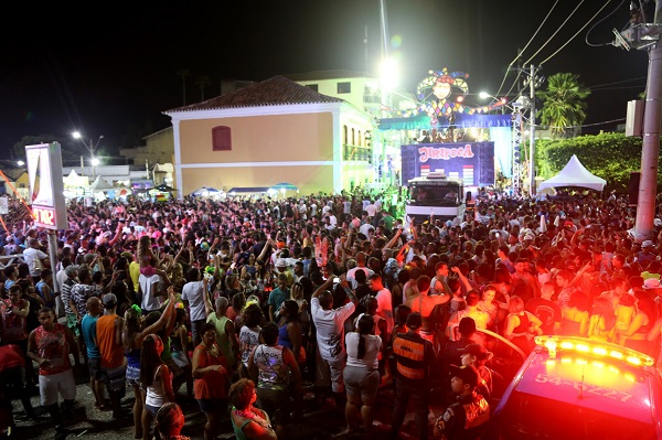 Carnaval sanjoanense atrai milhares de foliões
