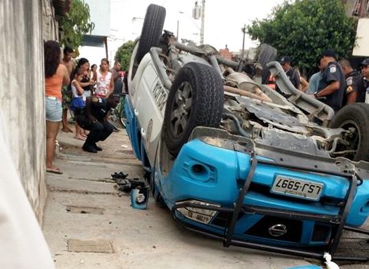 PM morre após viatura capotar durante perseguição policial, em Campos