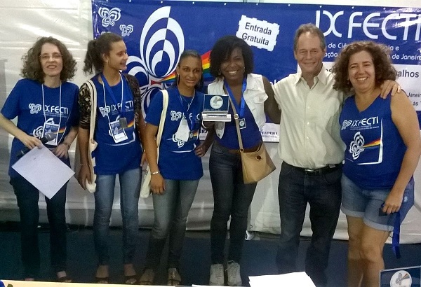 Projeto de Ciências de SJB em Feira Internacional