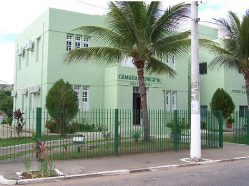 Operação cumpre mandados de prisão contra políticos do Norte Fluminense