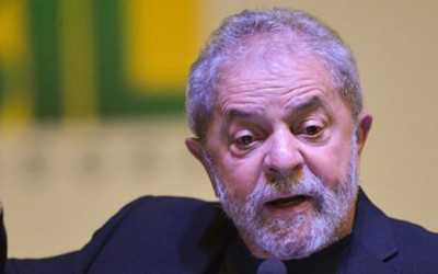 Com base em decisão do STF, Lula pede à Justiça para ser solto