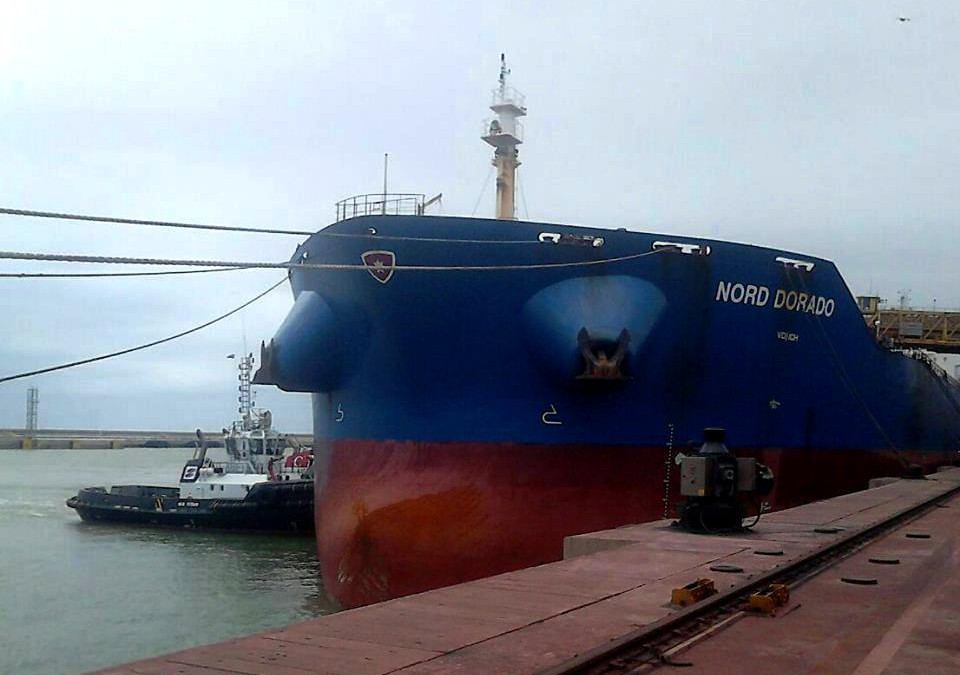 Centésimo navio atraca no Porto do Açu, em SJB