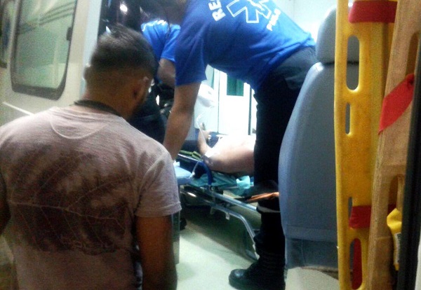 Briga de casal termina com homem esfaqueado, em SJB