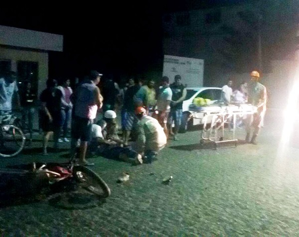 Colisão deixa dois feridos em Atafona