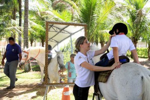 4566_100516113744_Equoterapia_3