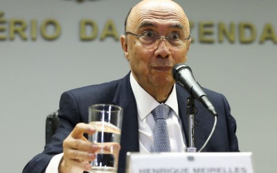 Em Paris, Meirelles diz que investimentos voltam a crescer este ano