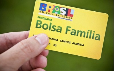 Governo reajusta Bolsa Família em 5,67%