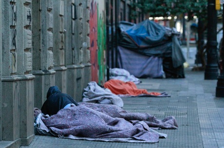 Frio pode ter matado quatro moradores de rua em SP