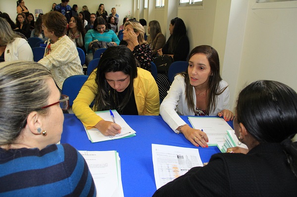 Prefeitura de SJB empossou 78 concursados da Educação nesta quinta