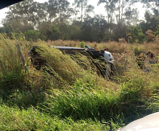 Cinco feridos em capotamento na BR 356, em SJB