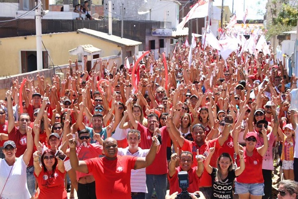 Caminhada em Atafona encerra fim de semana do 11