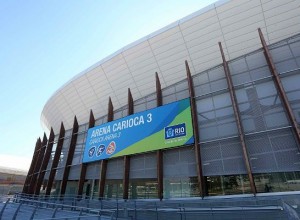 balao-aceso-cai-no-teto-da-arena-carioca-3-no-parque-olimpico