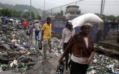 Furacão Matthew chega ao Haiti, deixa mortos e suspende temporariamente eleições