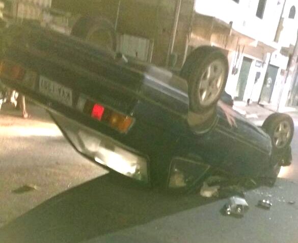 Carro colide com muro da Capela Mortuária e capota na SB 02, em SJB – Veja fotos