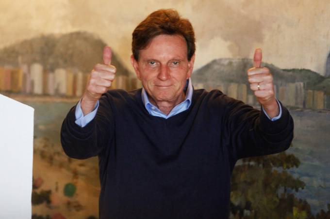 Marcelo Crivella é eleito prefeito do Rio