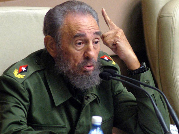 Fidel Castro morre em Cuba aos 90 anos de idade