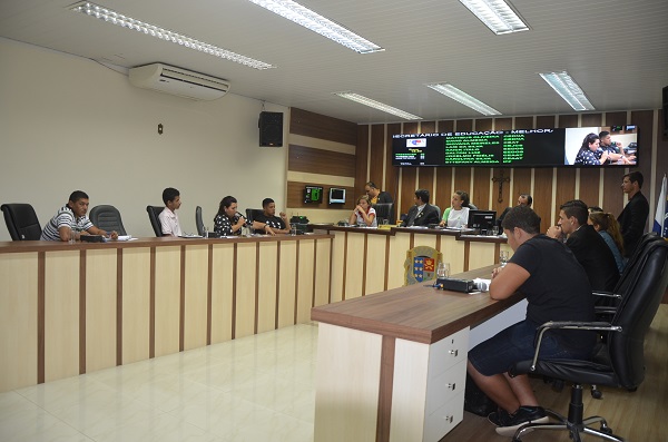 Jovens discutem propostas para São João da Barra