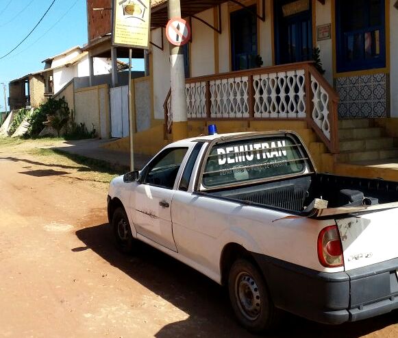Demutran interdita ruas em Atafona
