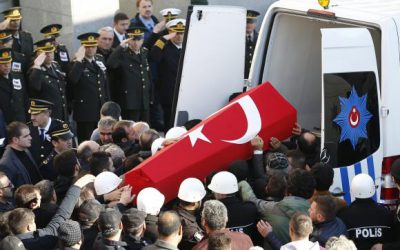 Duplo atentado no centro de Istambul deixa ao menos 38 mortos