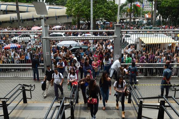 Enem é aplicado neste final de semana para mais de 277 mil candidatos