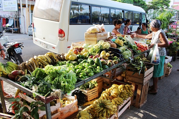 Feira do Produtor aumenta venda dos agricultores em SJB