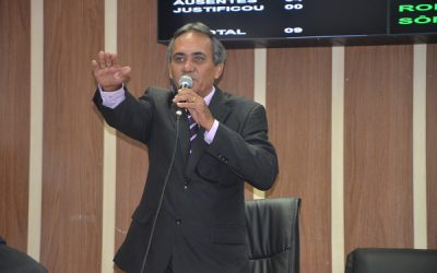 Vereador Jonas toma posse no lugar de Alex Firme, em SJB