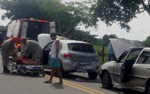 Dois feridos em acidente na BR 356, em SJB – Veja fotos