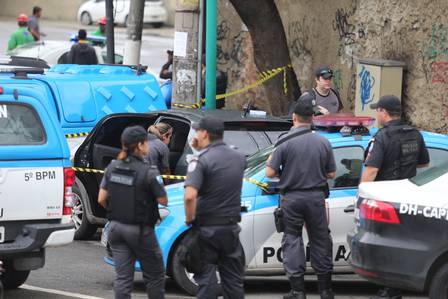 Após registros de arrastões e tiroteio, PM do Rio reforça policiamento