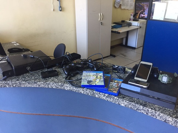 Adolescente de 16 anos detido com materiais furtados em SJB