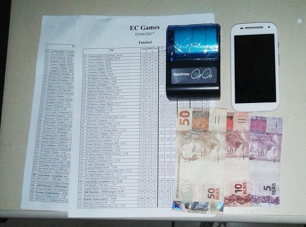 Homem detido com materiais de jogos de azar em Barcelos