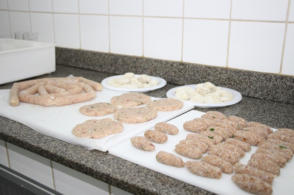 Curso de manipulação e beneficiamento do pescado em SJB