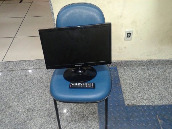 Homem invade residência, furta monitor de TV e é detido em Atafona