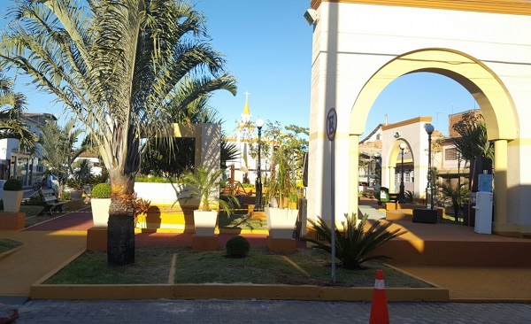 Inauguração da Praça São Pedro nesta segunda