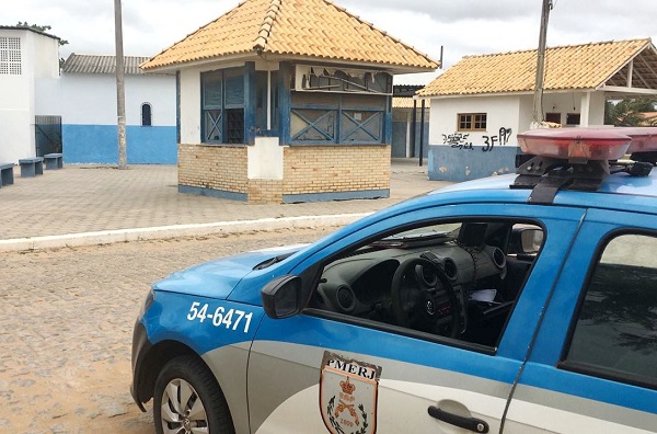 Bandidos invadem posto dos Correios de SJB