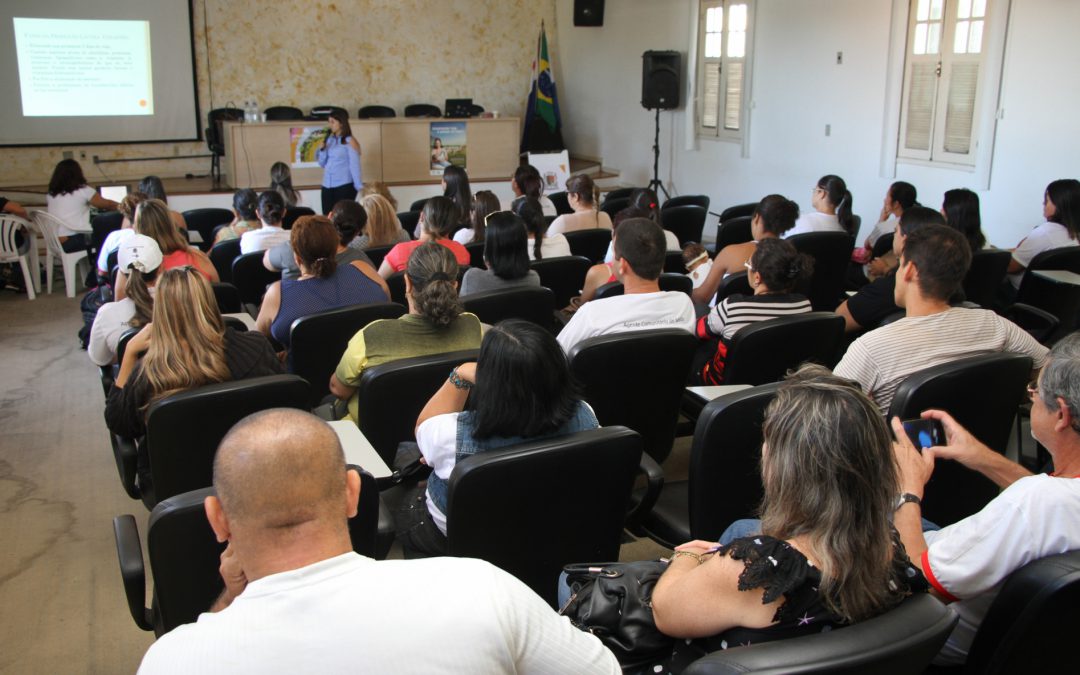 Seminário sobre aleitamento materno em SJB