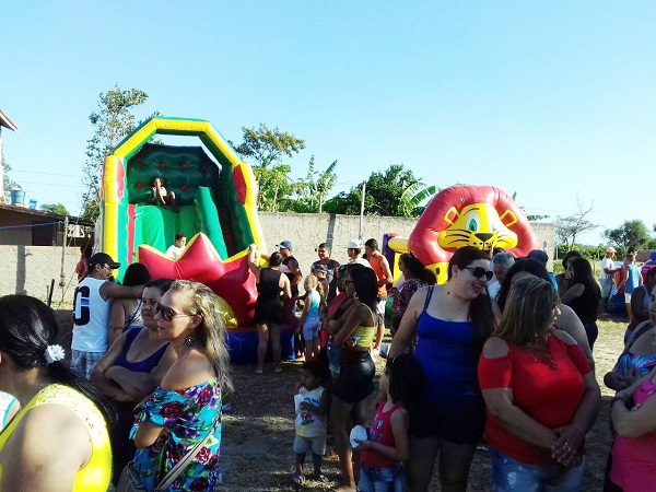 Vereadora Sônia é recebida com aplausos em festa das crianças em SJB