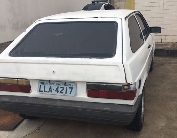 Carro com numeração e chassi adulterados é apreendido pela PM em SJB